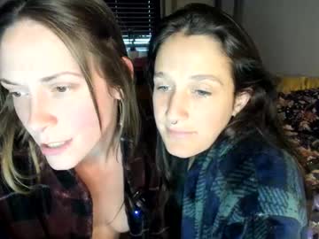 couple Steamy Cam Girls - Satisfy Your Desires! with sillygirlsxx
