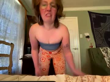 girl
        miss_daphne333 cam image #11917