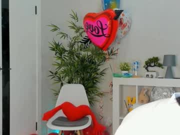 girl
        andanda2kk cam image #21758