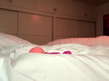 girl Steamy Cam Girls - Satisfy Your Desires! with savannahsun69