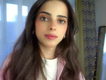 girl
        kumhussaini cam image #22133