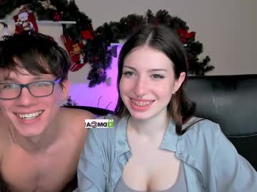 couple Steamy Cam Girls - Satisfy Your Desires! with tony_bonyy