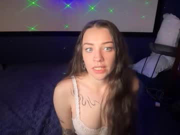 girl
        hannahtaylorr cam image #20674