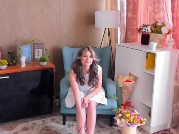 girl
        platinum_version cam image #15797