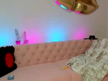 girl Steamy Cam Girls - Satisfy Your Desires! with xoxosexxxc