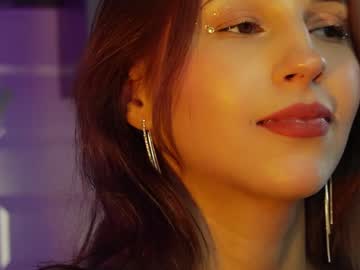 girl
        roseess_ cam image #7365