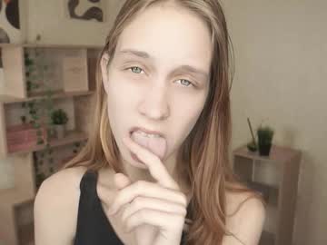 girl Steamy Cam Girls - Satisfy Your Desires! with alyshaanzaldua