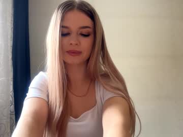 girl Steamy Cam Girls - Satisfy Your Desires! with crystarouillard